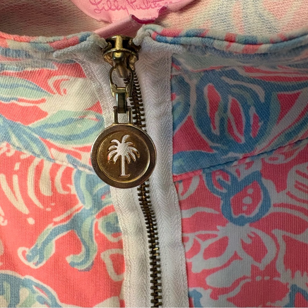 Lilly Pulitzer Coral & Aqua Floral Half-Zip Pullover Palm Tree Zip Detail Sz XS - Picture 3 of 8
